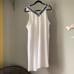 White sleeveless dress